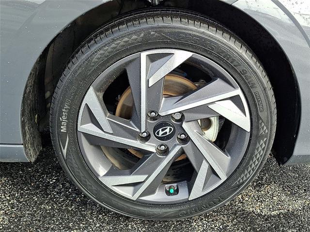 2025 Hyundai Elantra - $20,190