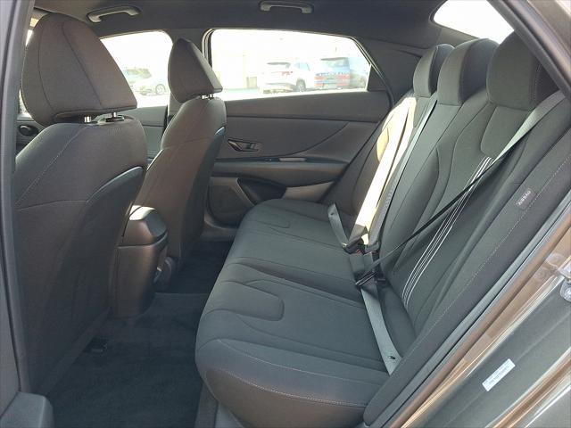 2025 Hyundai Elantra - $22,792