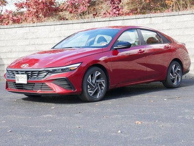 2025 Hyundai Elantra SEL Sport 4DR Sedan