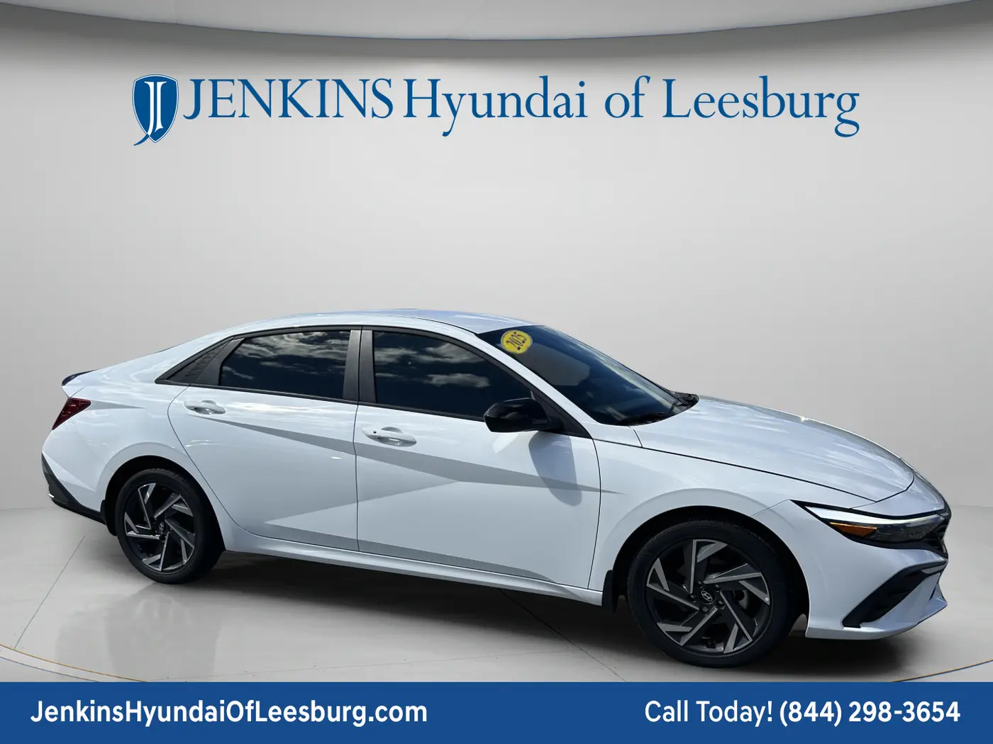 2025 Hyundai Elantra - $21,775