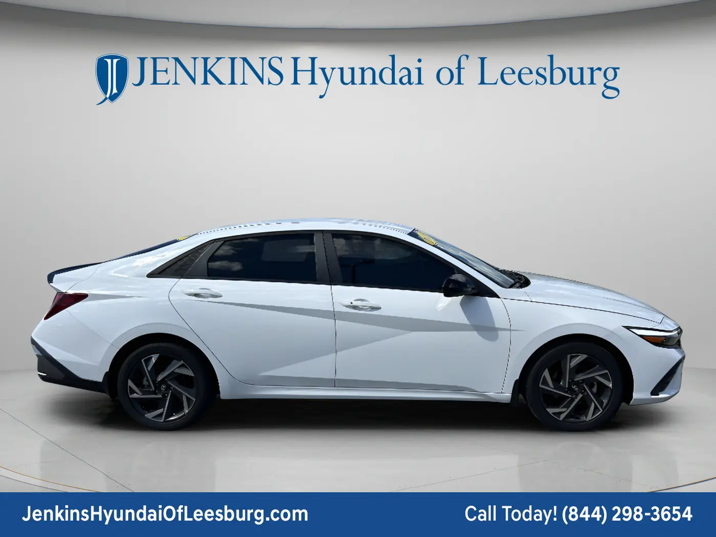 2025 Hyundai Elantra - $21,775