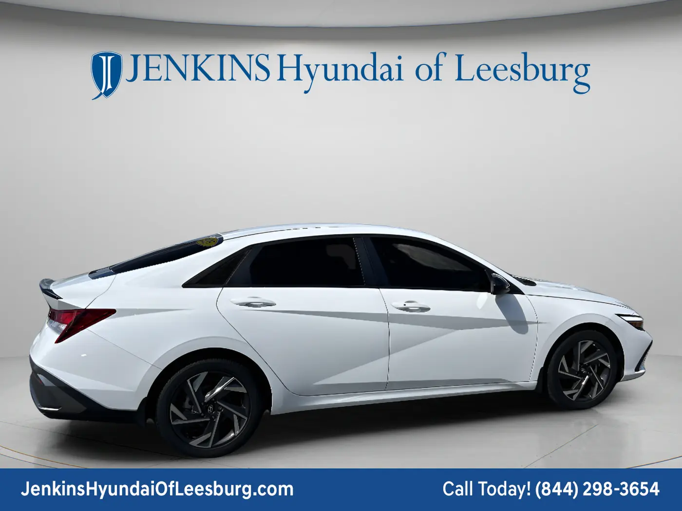2025 Hyundai Elantra - $21,775
