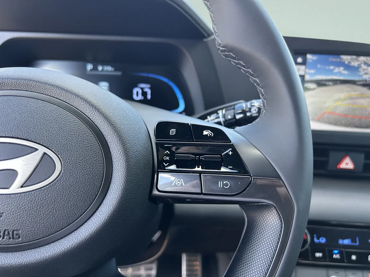 2025 Hyundai Elantra - $21,775