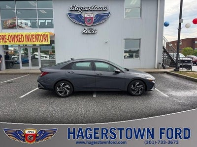 2025 Hyundai Elantra SEL Sport 4DR Sedan