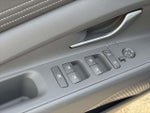 2025 Elantra Thumbnail 15