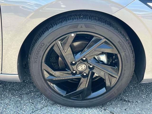 2026 Hyundai Elantra - $23,395