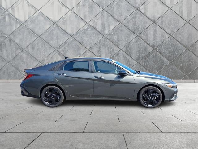 2026 Hyundai Elantra - $19,090