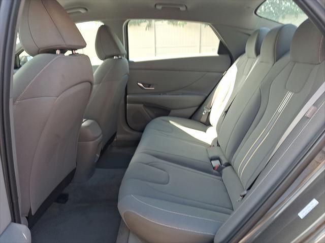 2026 Hyundai Elantra - $19,090