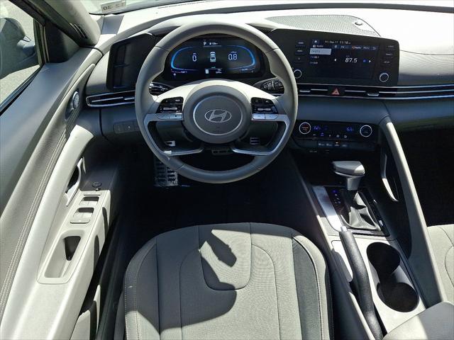 2026 Hyundai Elantra - $19,090