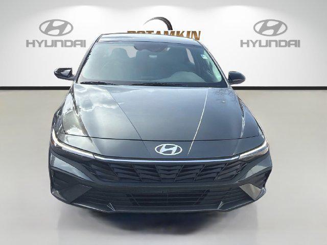 2026 Hyundai Elantra - $21,417