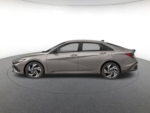 2026 Hyundai Elantra - $22,300