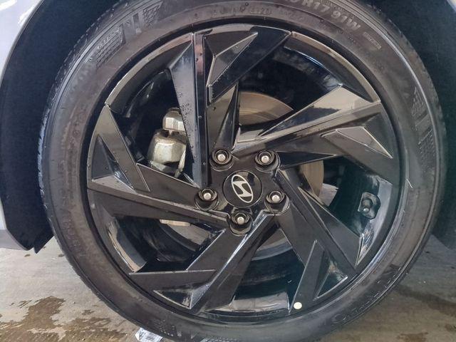 2026 Hyundai Elantra - $22,300