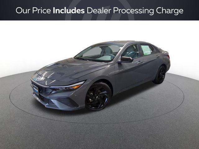 2026 Hyundai Elantra - $22,300