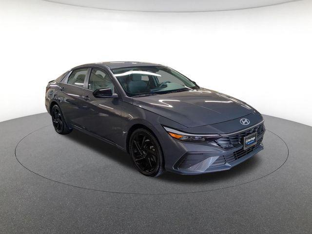 2026 Hyundai Elantra - $22,300