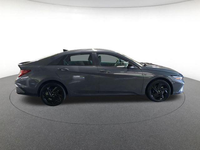 2026 Hyundai Elantra - $22,300