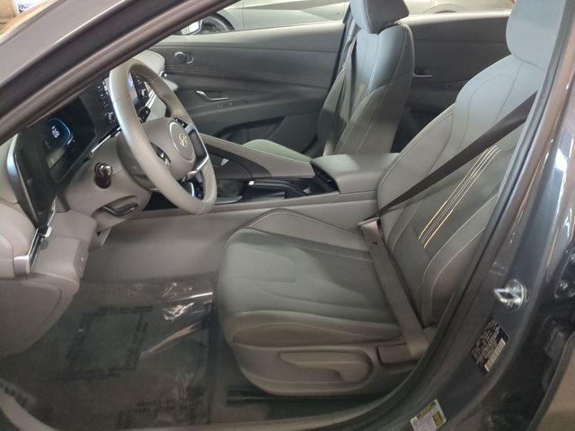 2026 Hyundai Elantra - $22,300