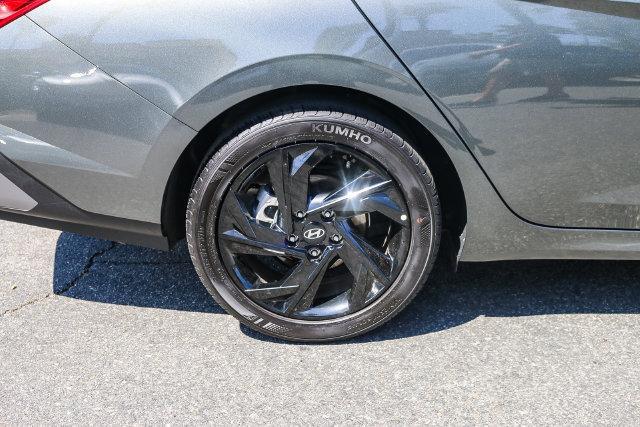 2026 Hyundai Elantra - $22,000