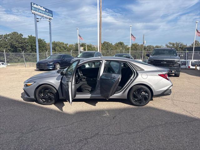 2026 Hyundai Elantra - $22,085