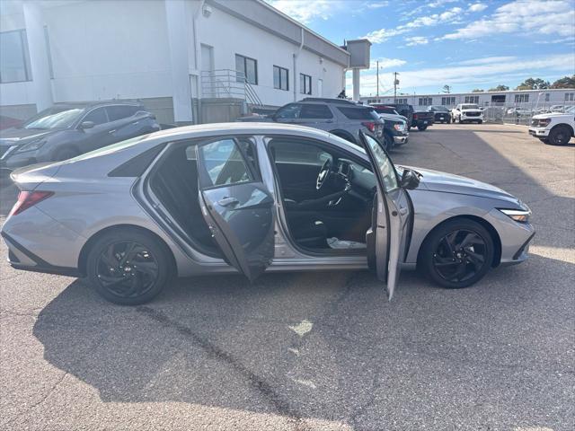 2026 Hyundai Elantra - $22,085