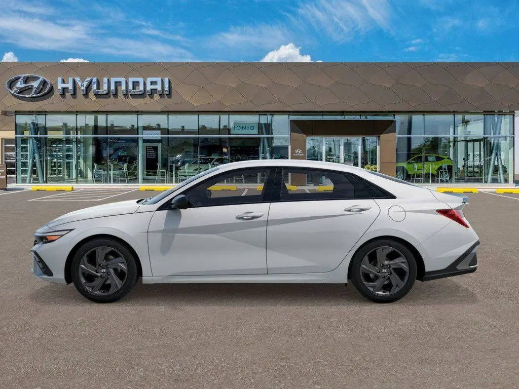 2026 Hyundai Elantra - $25,687