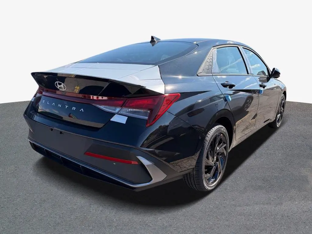 2026 Hyundai Elantra - $21,589