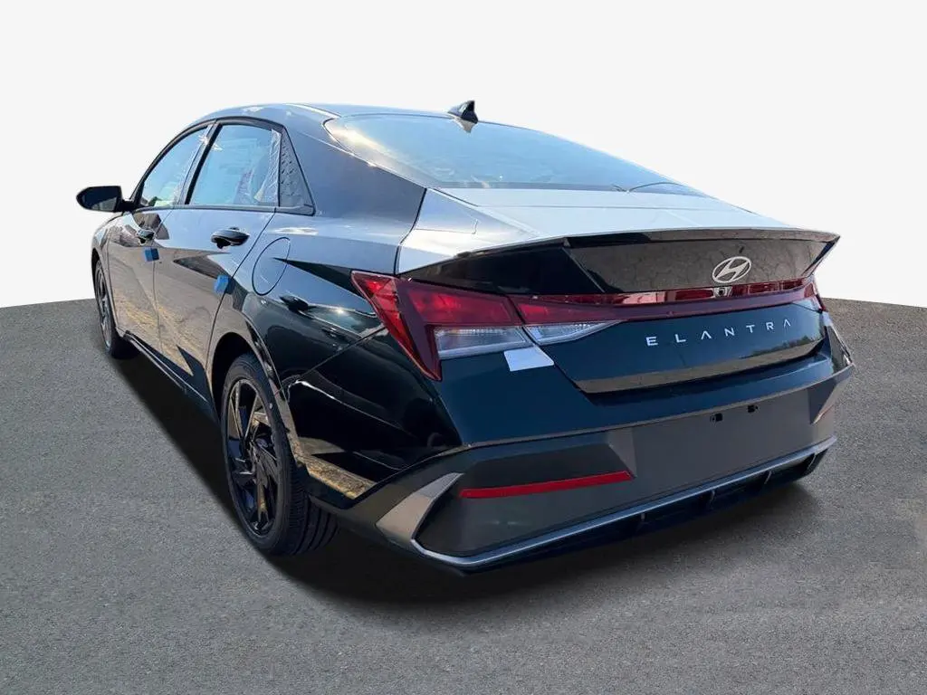 2026 Hyundai Elantra - $21,589