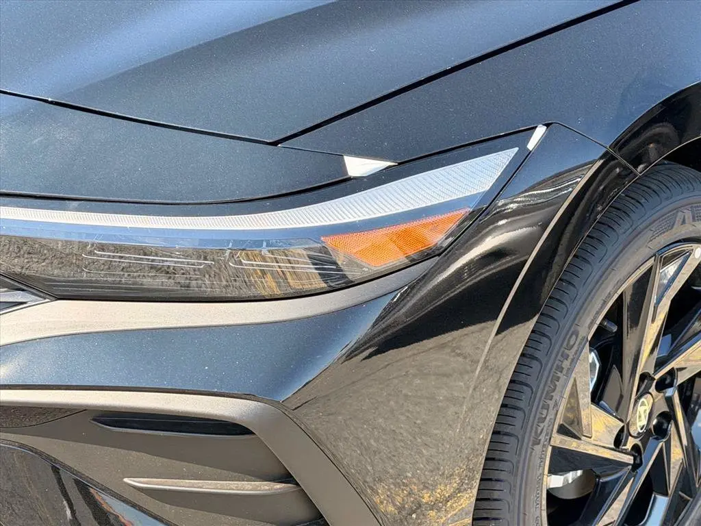 2026 Hyundai Elantra - $21,589