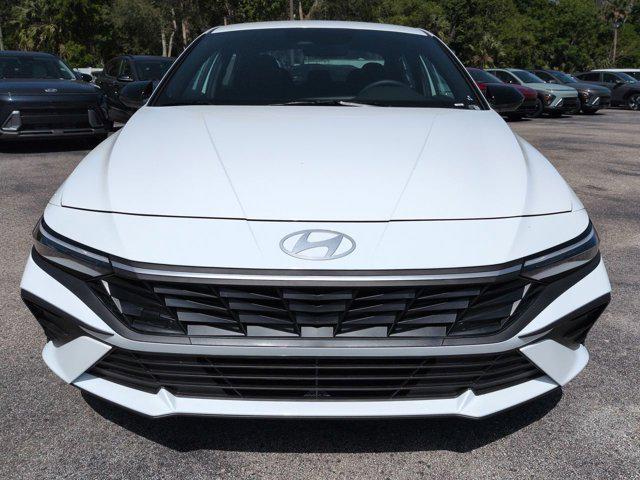 2026 Hyundai Elantra - $25,013