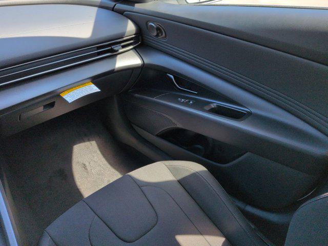 2026 Hyundai Elantra - $25,013