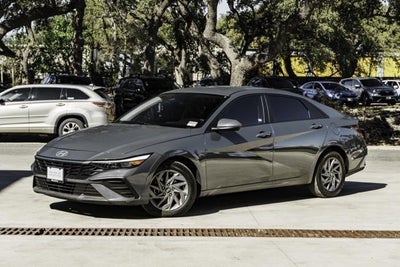 Photo of a 2024 Hyundai Elantra SEL 4DR Sedan for sale