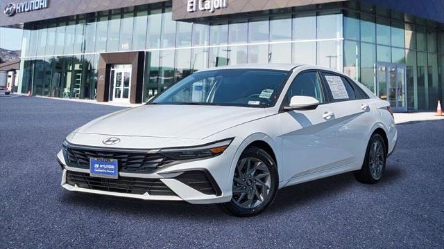 Preowned 2024 Hyundai ELANTRA SEL for Sale