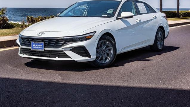 2024 Hyundai ELANTRA SEL
