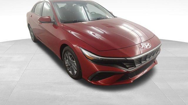 Preowned 2024 Hyundai ELANTRA SEL for Sale