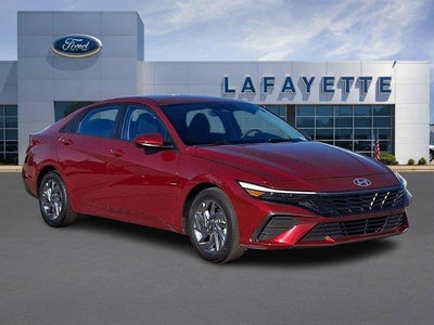2024 Hyundai Elantra SEL 4DR Sedan
