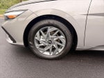 2024 Elantra Thumbnail 9