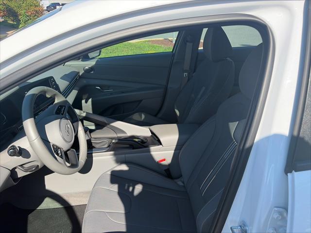 2025 Hyundai Elantra - $22,136