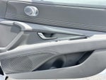 2025 Elantra Thumbnail 26