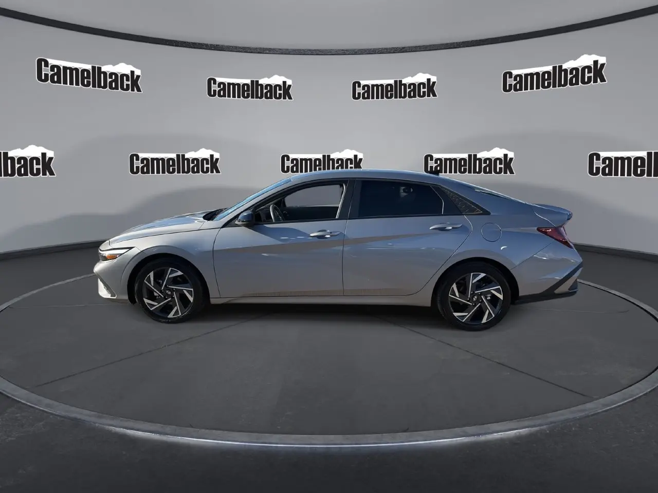2025 Hyundai Elantra - $21,787