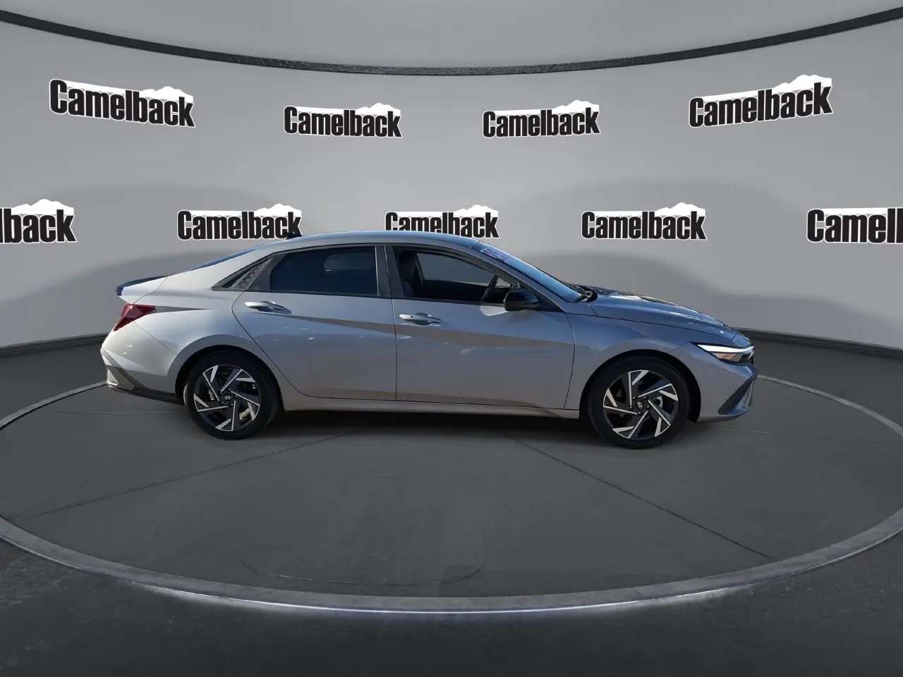 2025 Hyundai Elantra - $21,787