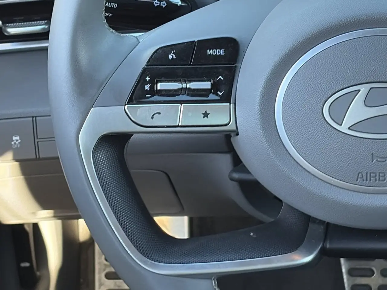 2025 Hyundai Elantra - $21,787