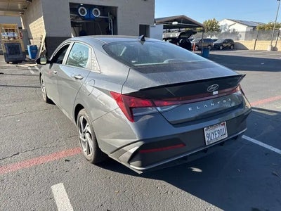 2025 Hyundai Elantra SEL Sport 4DR Sedan