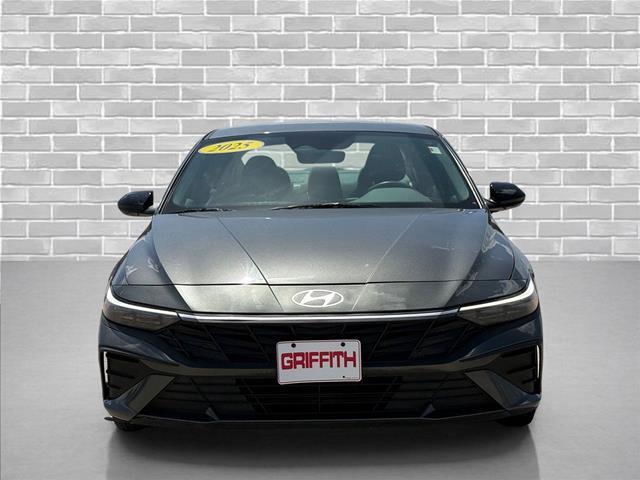 2025 Hyundai Elantra - $22,940