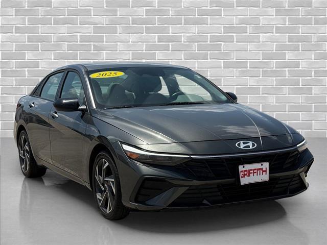 2025 Hyundai Elantra - $22,940
