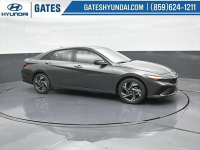 2025 Hyundai Elantra SEL Sport 4DR Sedan