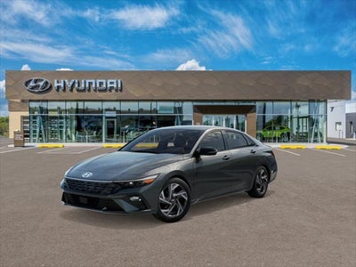 2025 Hyundai Elantra SEL Sport 4DR Sedan