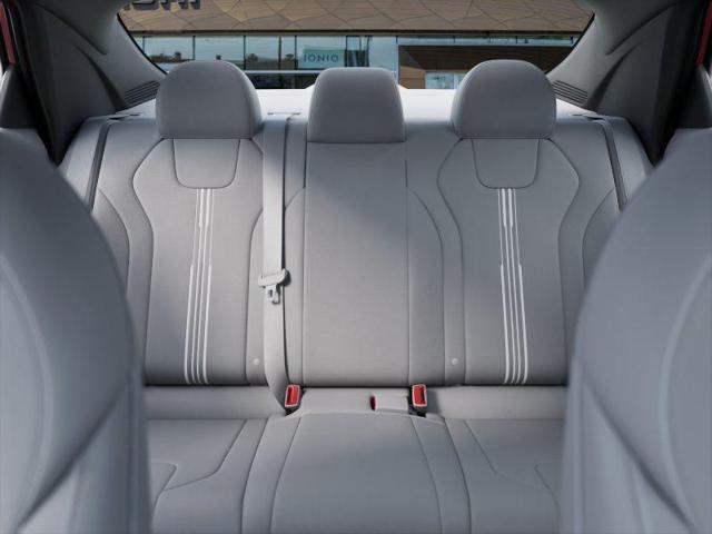 2025 Hyundai Elantra - $21,129