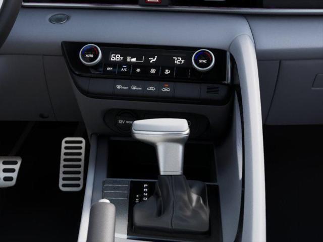 2025 Hyundai Elantra - $21,129