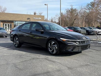 2025 Hyundai Elantra SEL Sport 4DR Sedan