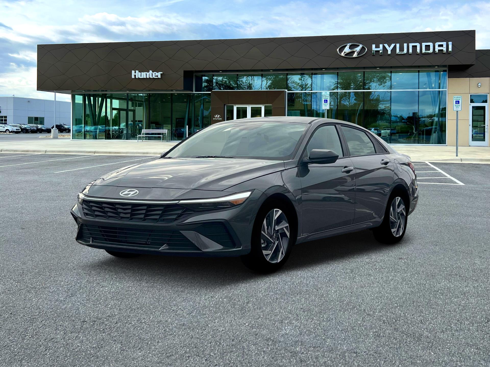 2025 Hyundai Elantra - $23,075