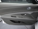 2025 Elantra Thumbnail 18